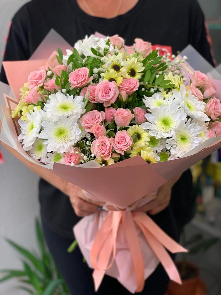 Букет цветов из: Розы и Хризантемы в Завьялово