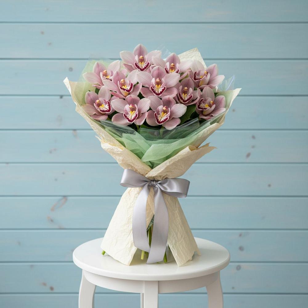 Букет цветов из: Орхидеи и Розы в Завьялово