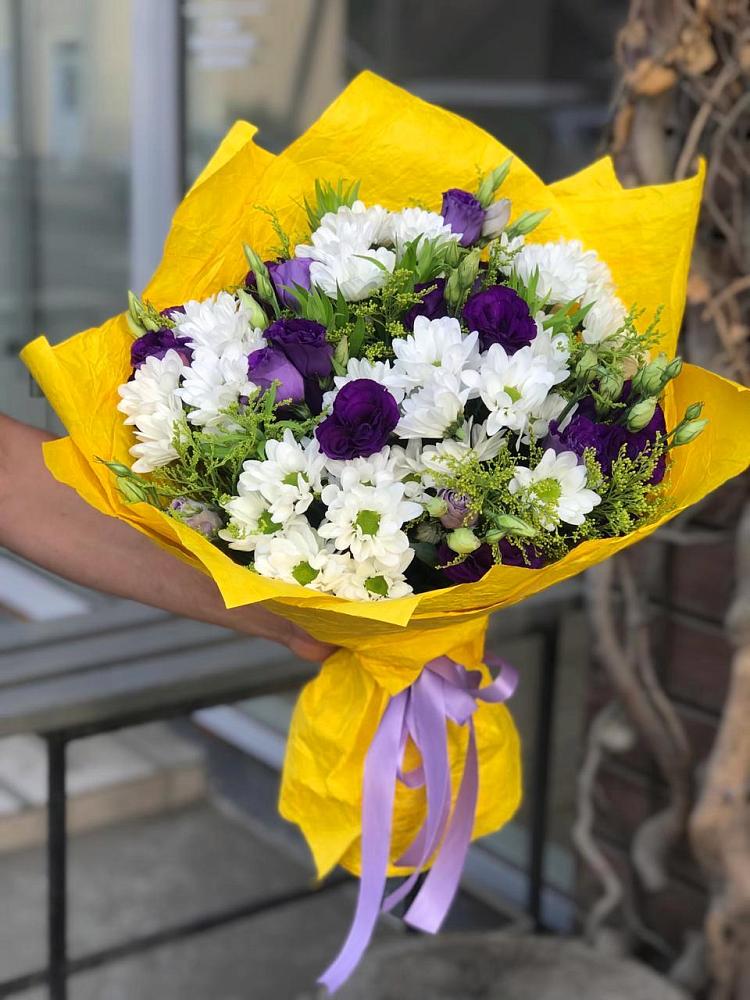 Букет цветов из: Ирисы, Хризантемы и Ромашки в Завьялово