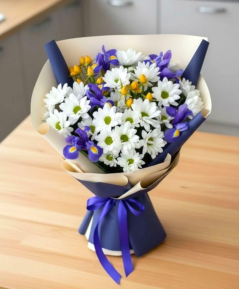 Букет цветов из: Розы, Ирисы и Хризантемы в Завьялово