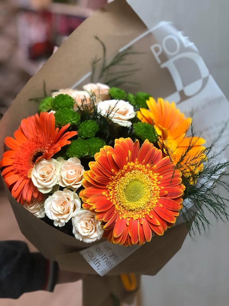 Букет цветов из: Герберы, Хризантемы и Розы в Завьялово